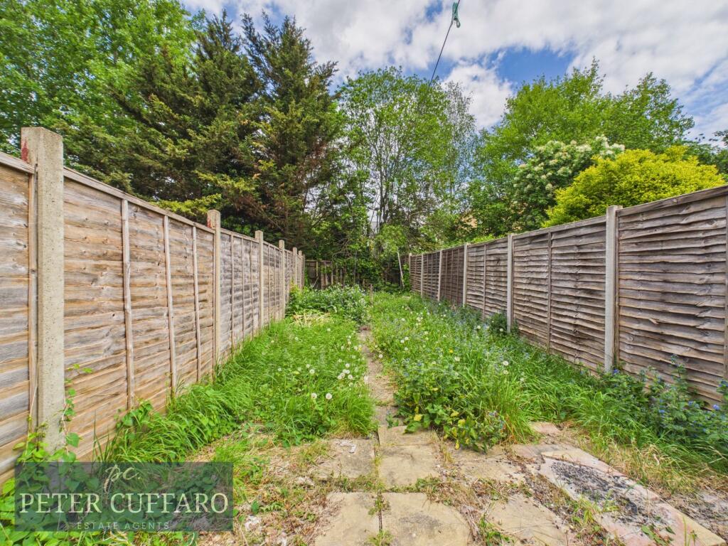 Ordnance Road, Enfield, EN3 photo 4