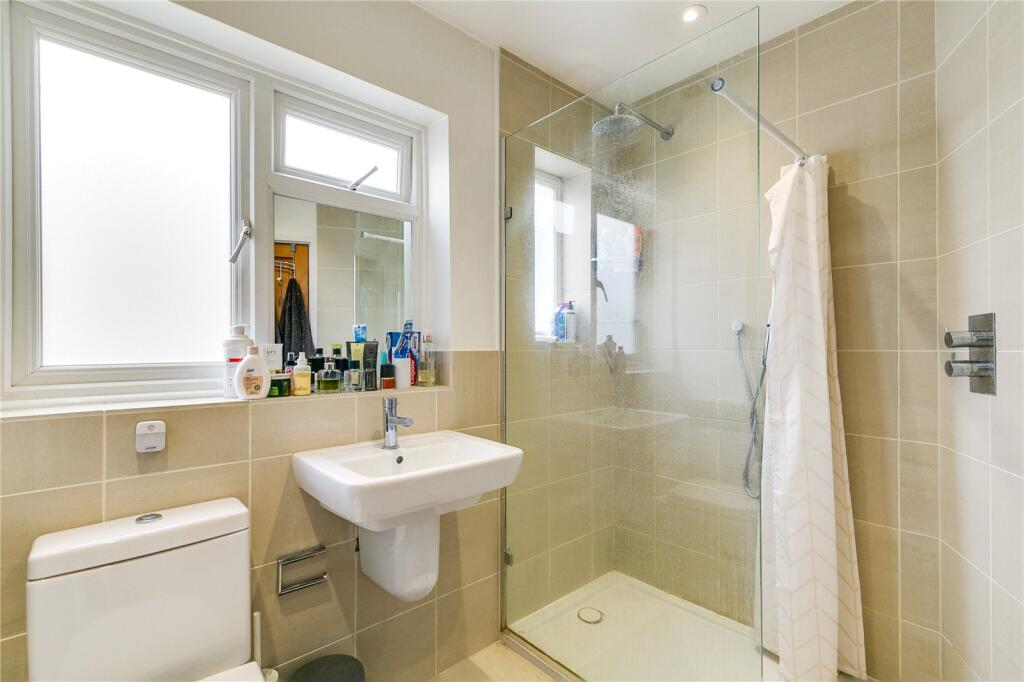 Apartment in London, Fulham - View 4