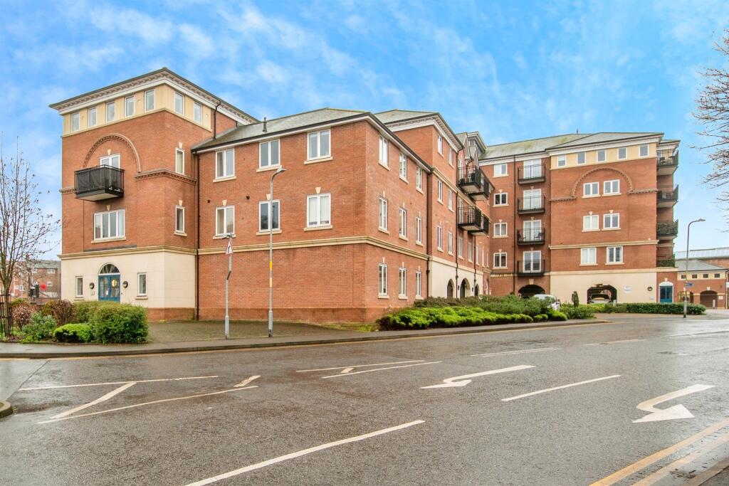 Main image of property: St. Peters Street, Worcester