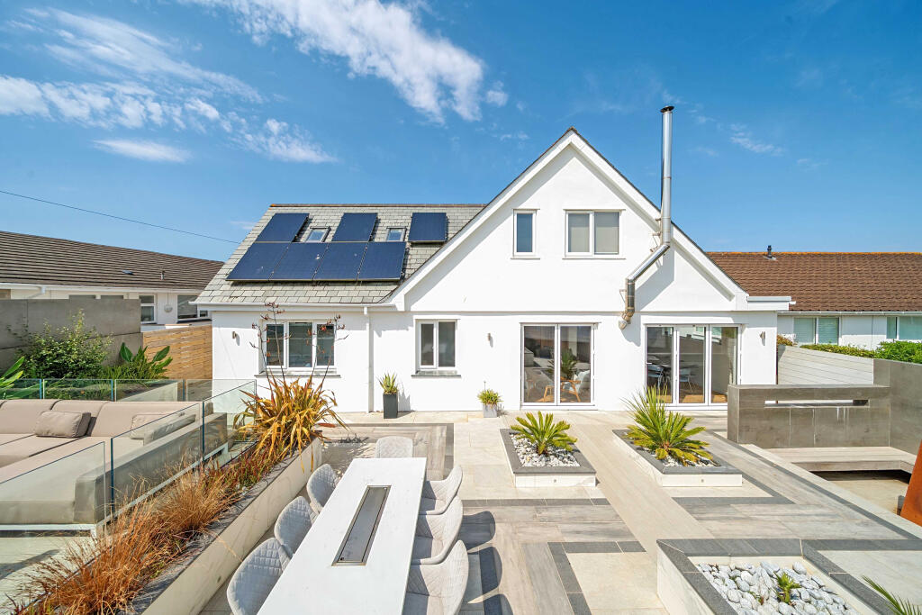 House in Truro - View 4
