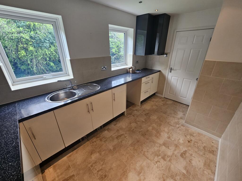 Additional image 4 of Apperley Way, Halesowen, B63