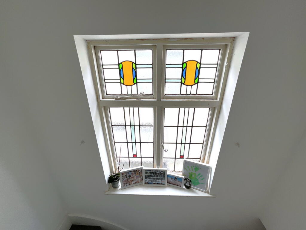 House in Dudley, West Midlands - More