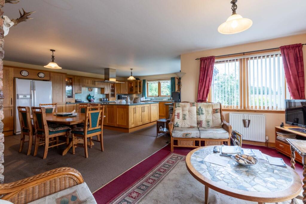House in Cottown, Perth and Kinross - More