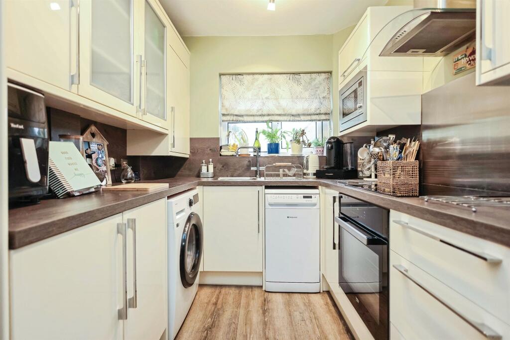 Hollywell Road, BIRMINGHAM photo 4