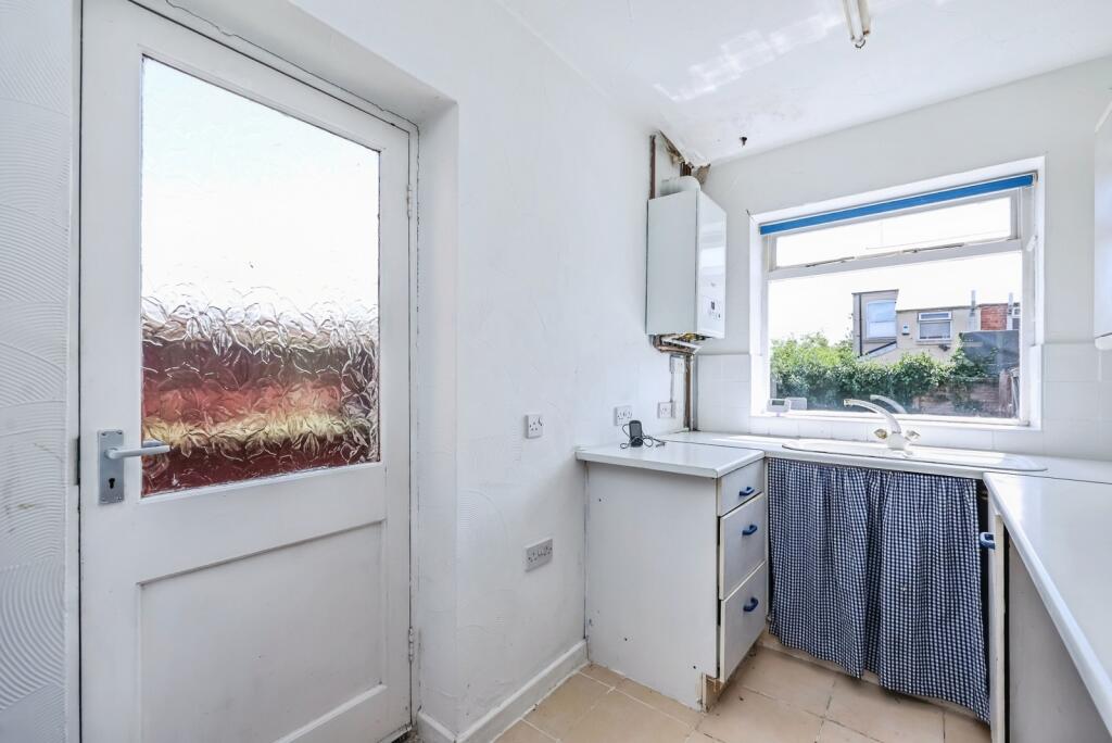 Linby Grove, Hucknall, Nottingham, Nottinghamshire, NG15 - More