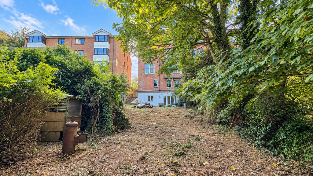 Apartment in Tonbridge