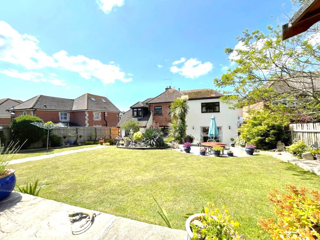 Rabling Road, Swanage, Dorset, BH19 photo 4