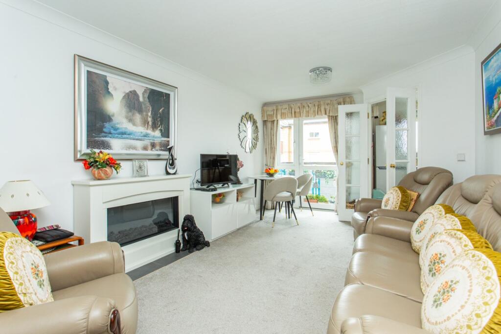 Apartment in Herne Bay, Kent - View 2
