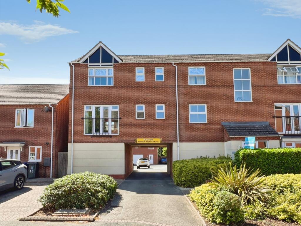 Main image of property: Verney Road, Banbury, Oxfordshire, OX16