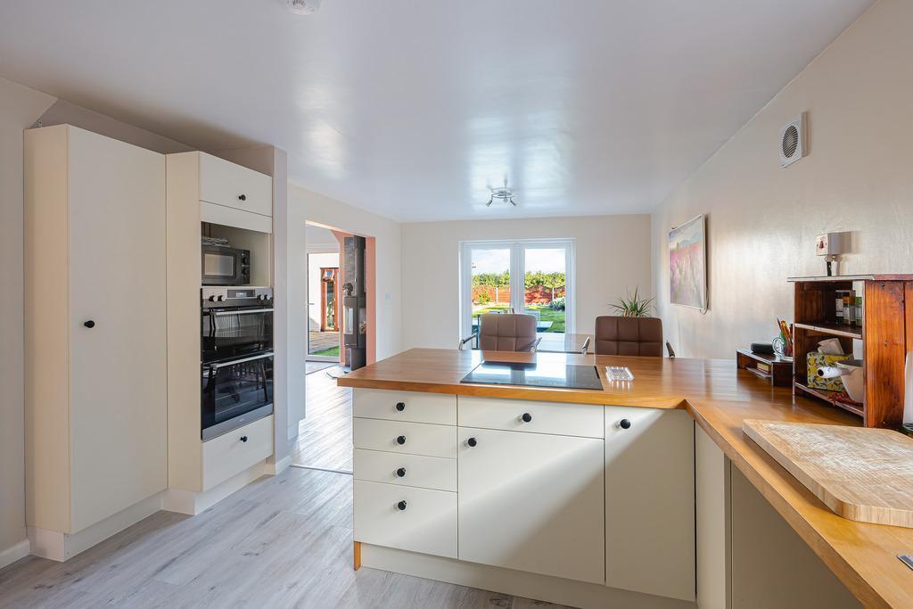House in Fenland, Parson Drove - View 3