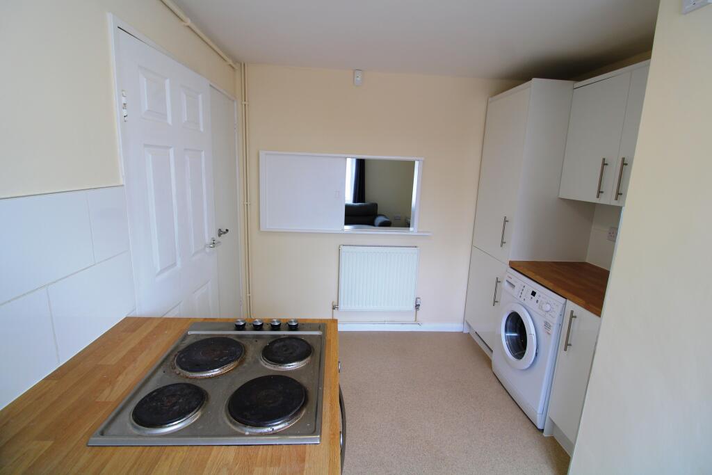 Apartment in Maidenhead, St Marks - View 5