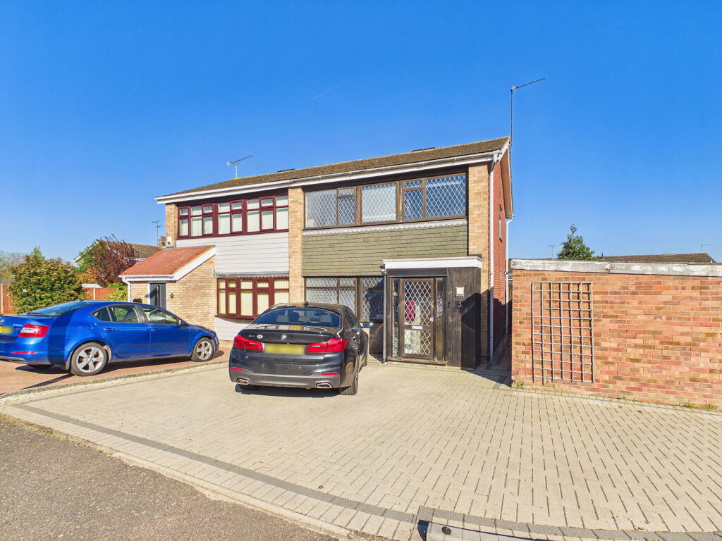 Main image of property: Linwood, Sawbridgeworth, CM21 9NU