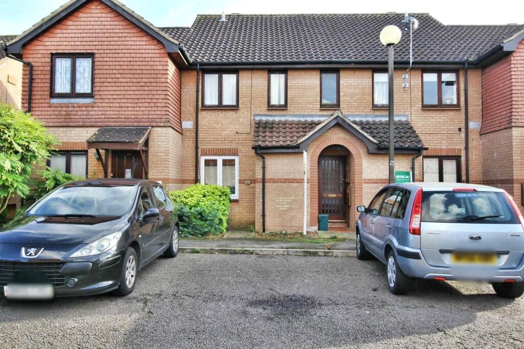 Main image of property: Pettingrew Close, Walnut Tree, Milton Keynes, MK7