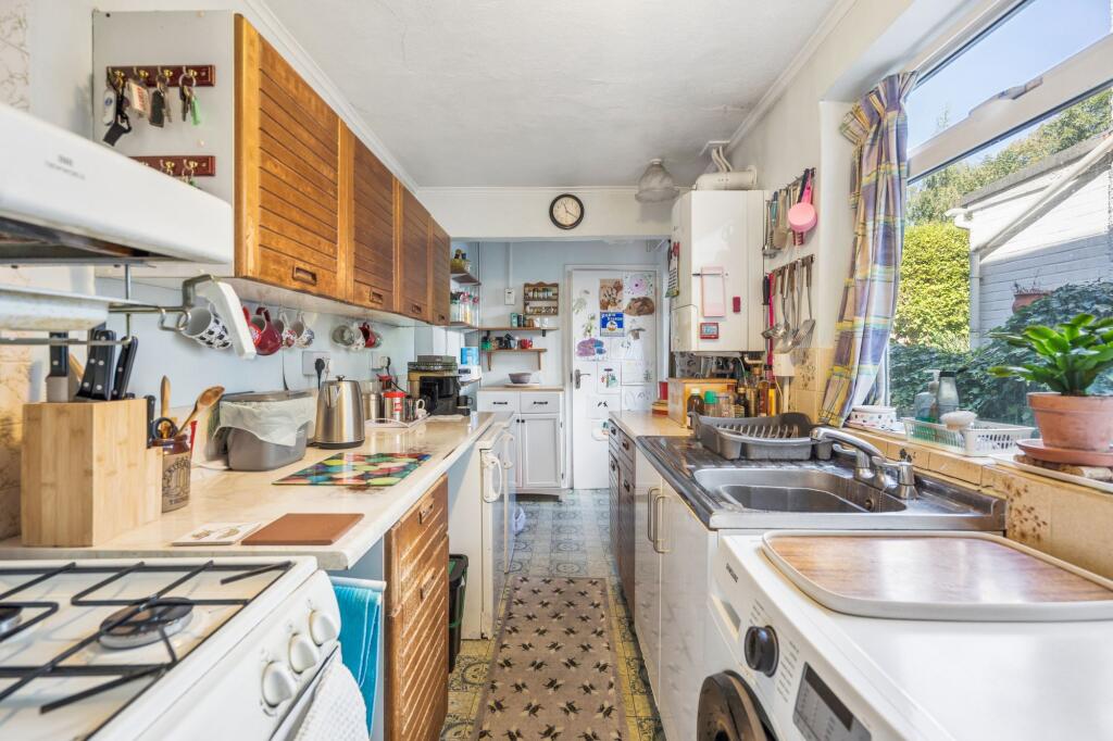 House in Watford - View 5