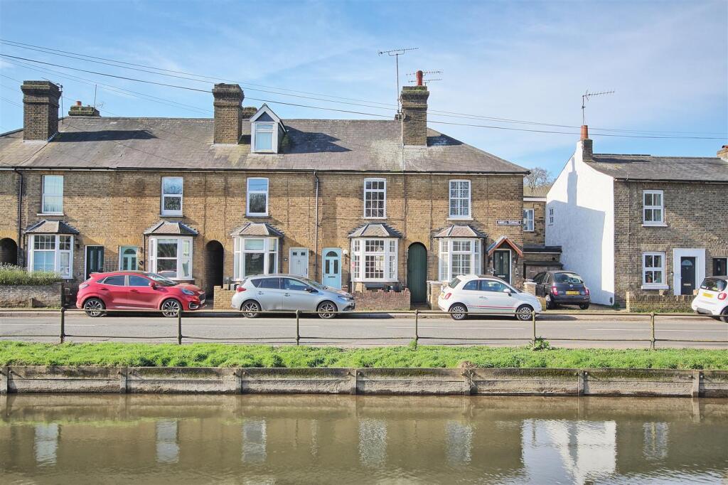 Main image of property: LONDON ROAD - WARE - CHAIN FREE