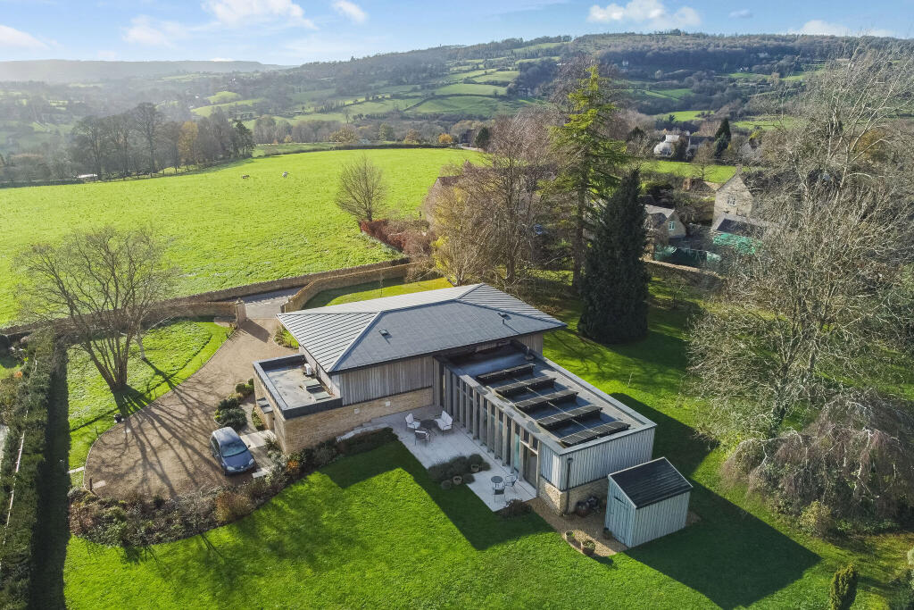 Edge Road, Painswick, Stroud, GL6 photo 3
