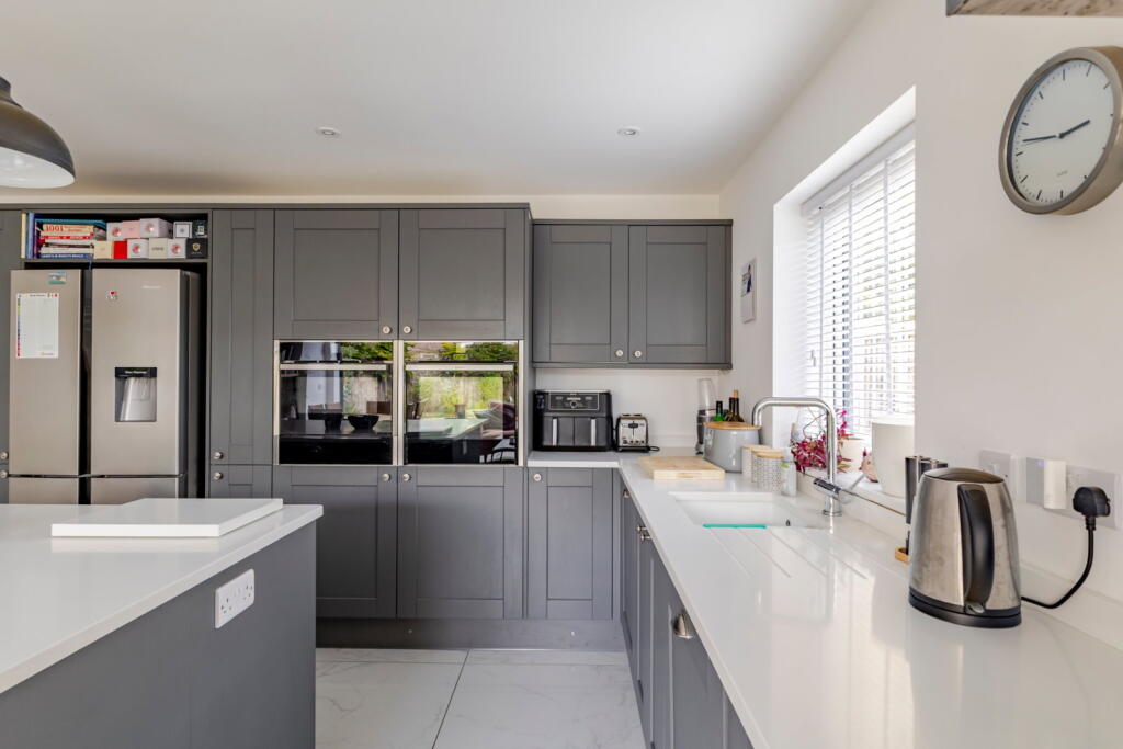 House in Warminster, Wiltshire - View 5