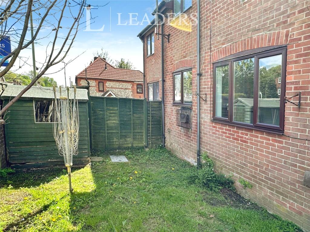 Main image of property: The Yews, Horndean, Waterlooville