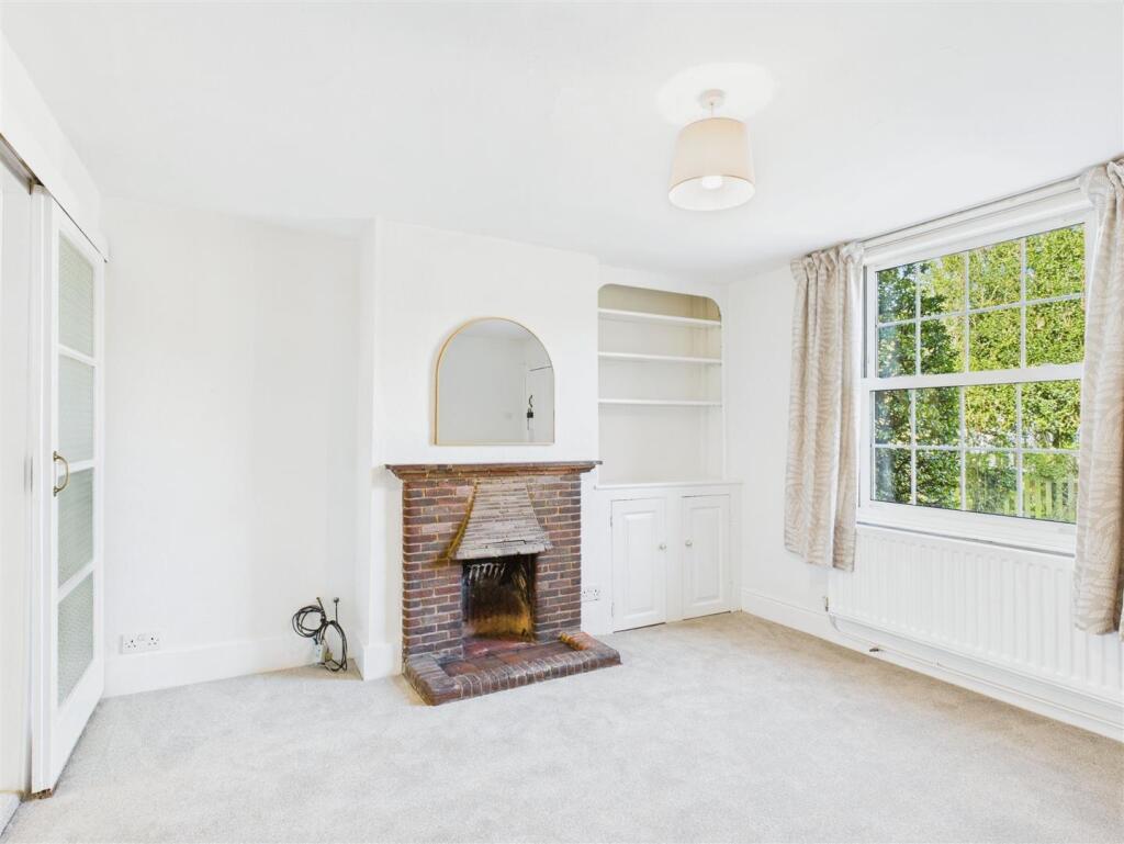 House in Stevenage - View 4