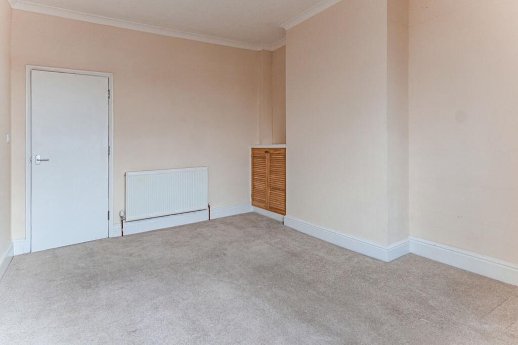 Apartment in Brighton - View 4
