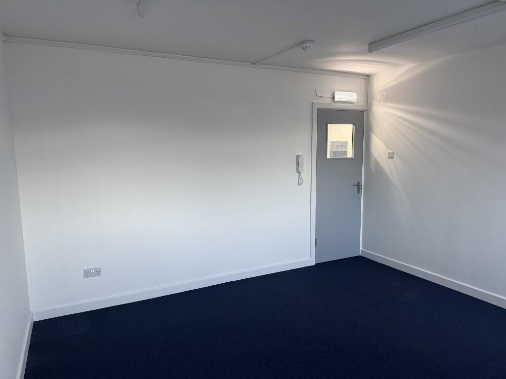 160sqft Office