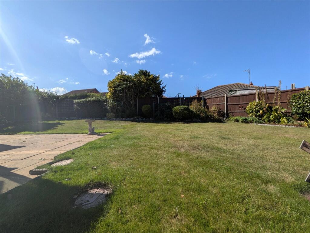 Wellington Close, Mundesley, Norwich, Norfolk, NR11 photo 2