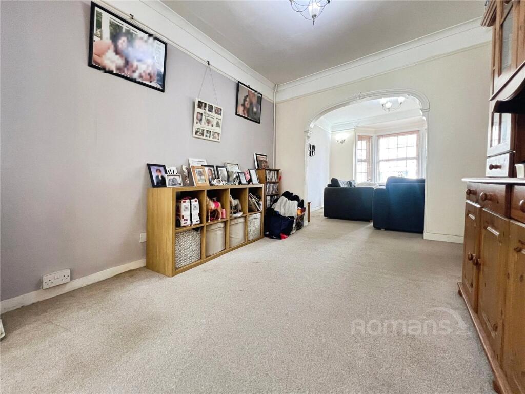 Church Road, Aldershot, Hampshire - More