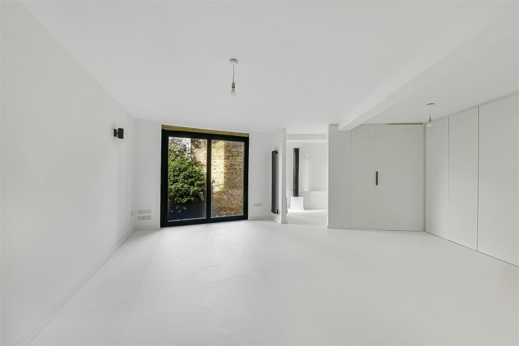 Main image of property: St. Quintin Gardens, London
