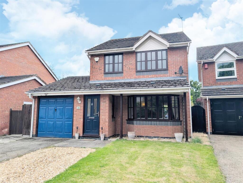 Main image of property: 39 Hinwood Road, Westbury, Shrewsbury, SY5 9QU