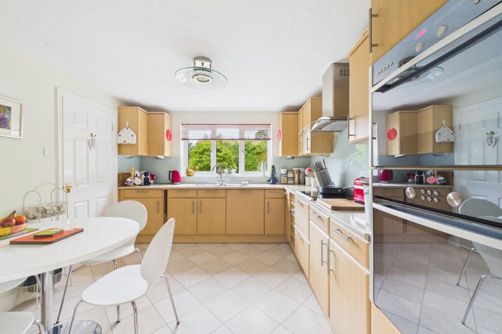 House in Reading - View 4
