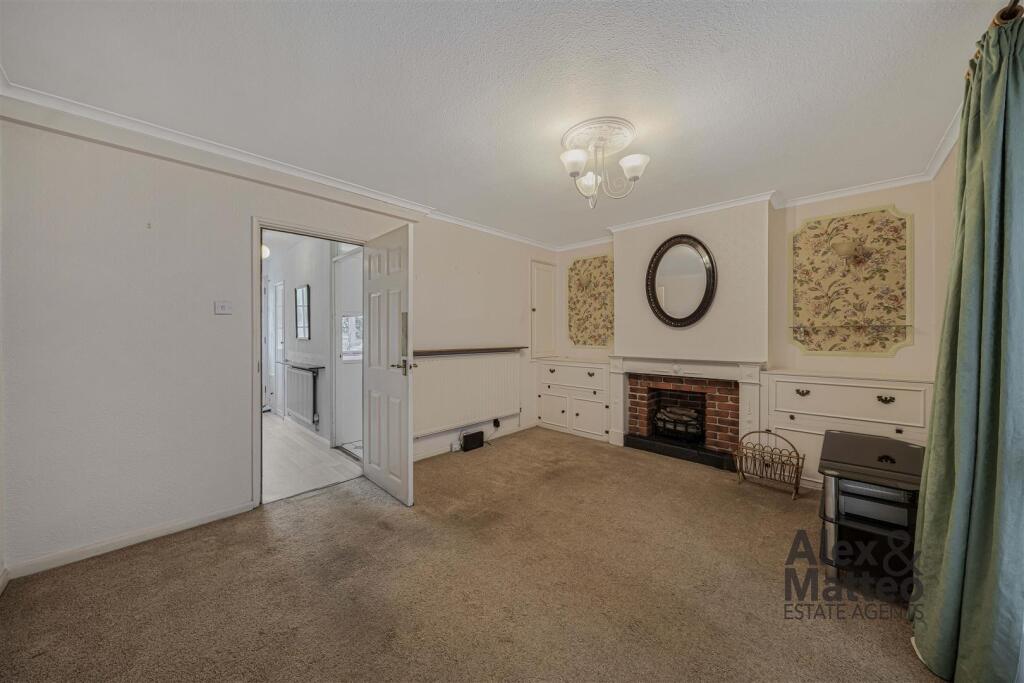 Apartment in London - View 5