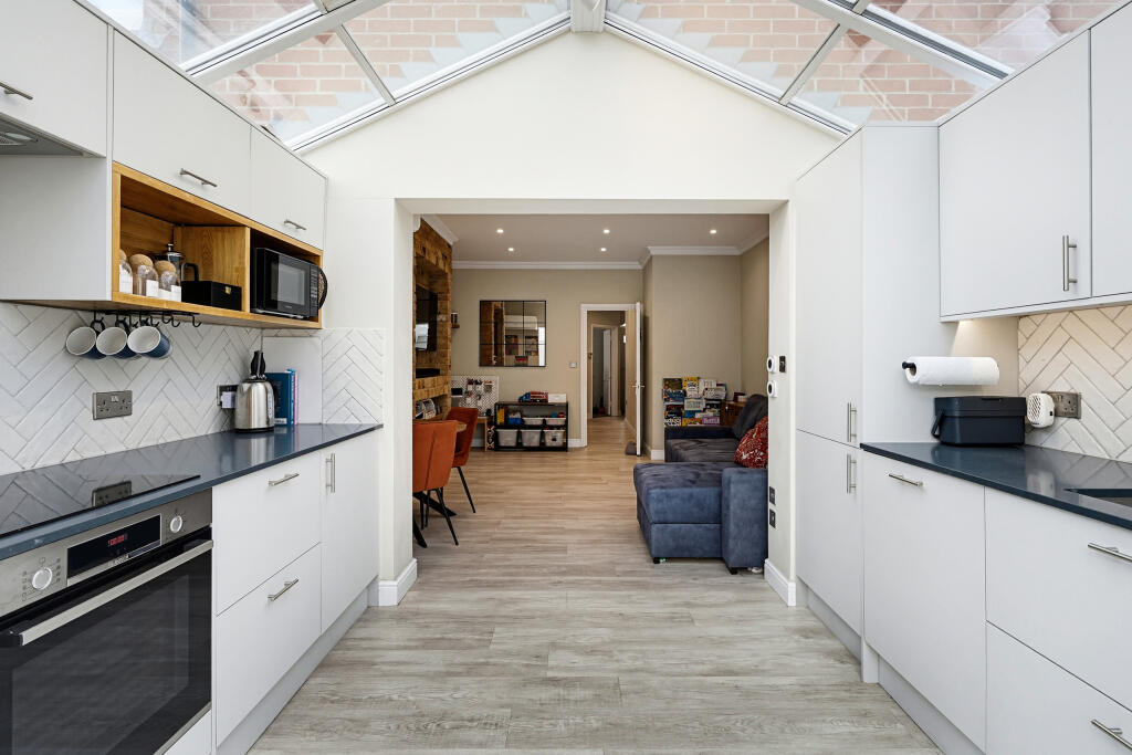 House in London, Hanwell - View 5