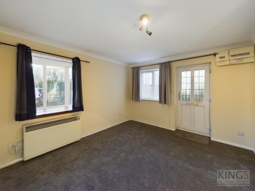 Additional image 6 of Bull Stag Green, Hatfield, AL9