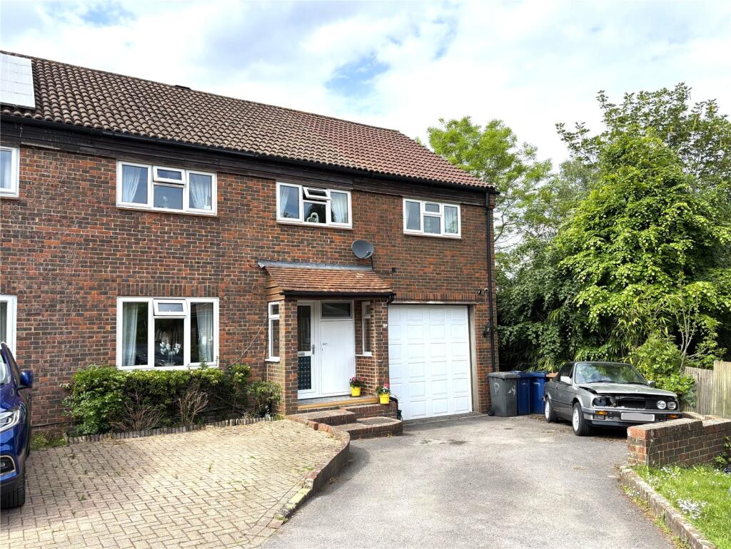 Main image of property: Williamson Close, Grayswood, Haslemere, Surrey, GU27
