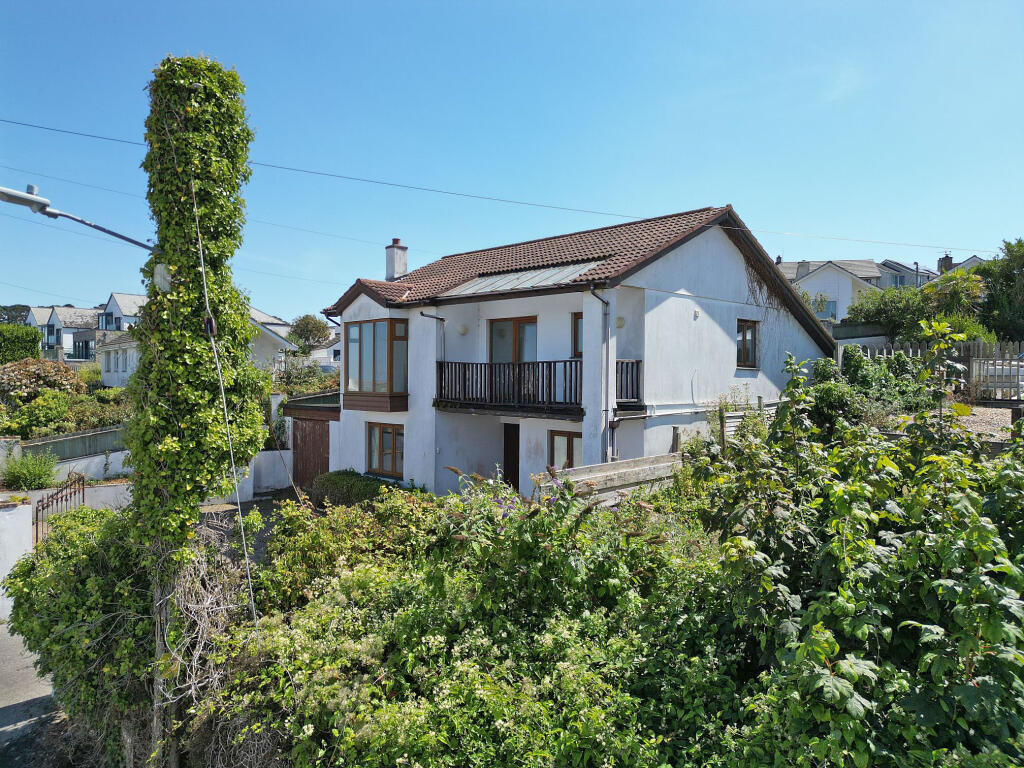 House in Truro - View 5