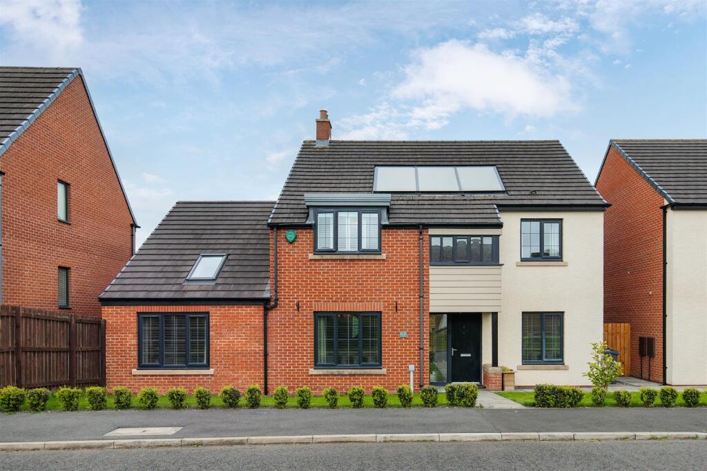 Main image of property: Pipit Close, Wideopen, Newcastle Upon Tyne, NE13