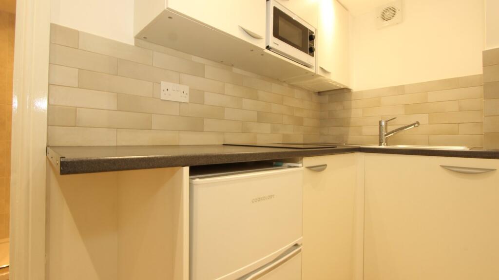 Studio apartment for rent