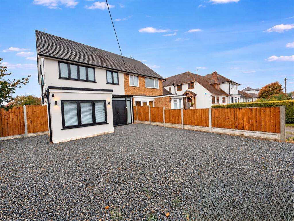 Main image of property: Lingfield Drive, Rochford