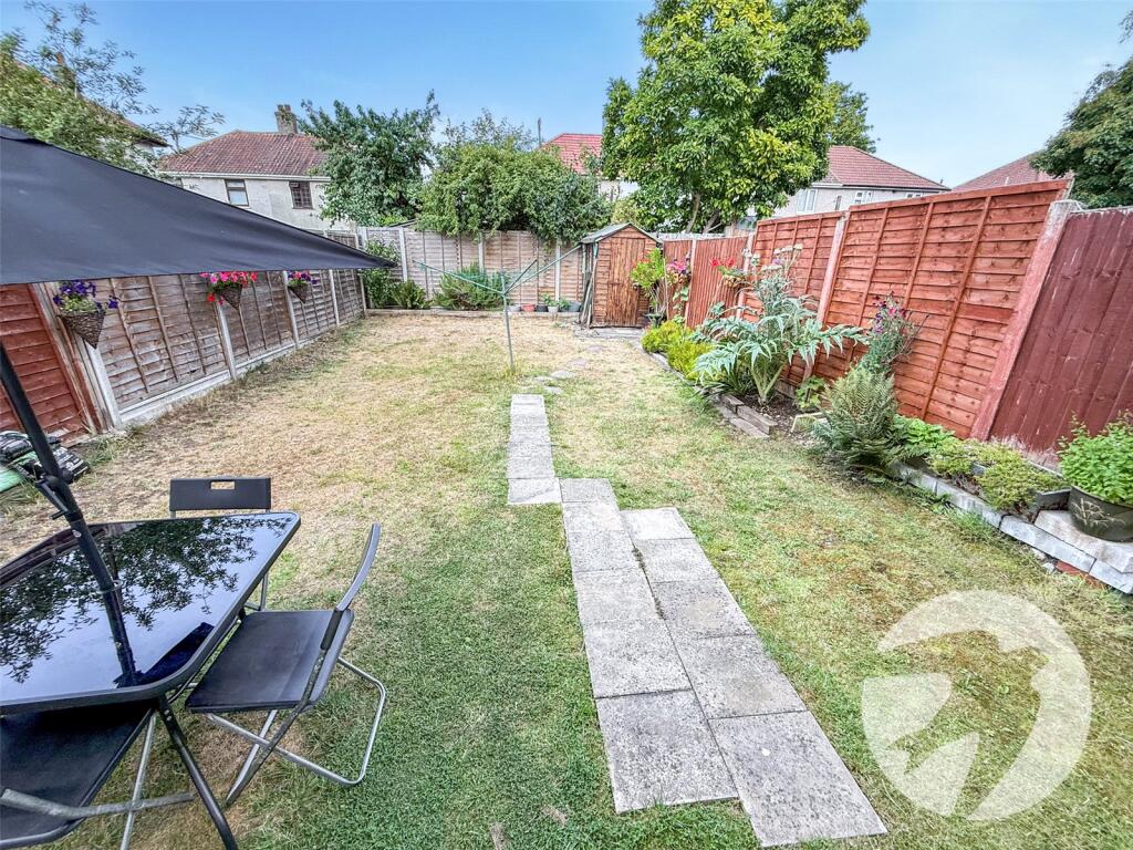House in London - View 2