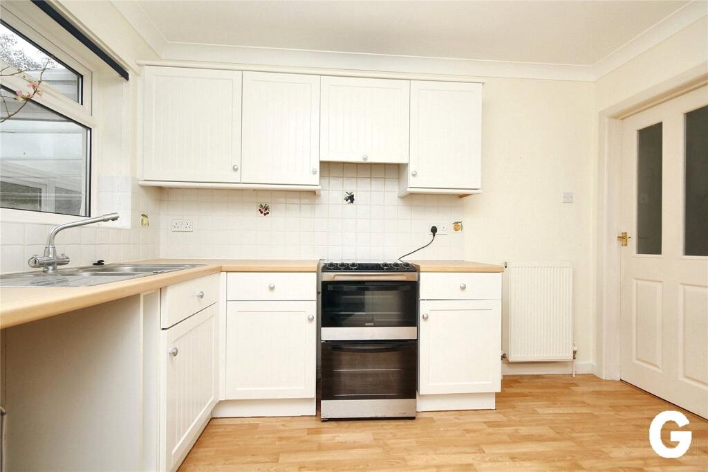 House in New Forest, Ringwood - View 4