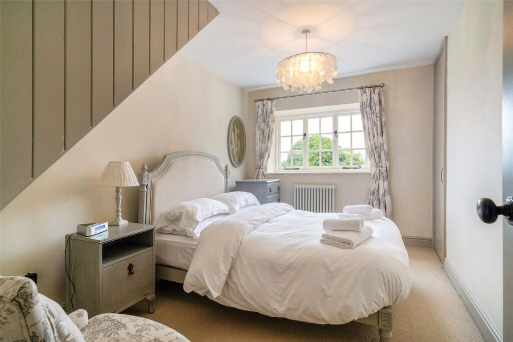 House in Worcester - More
