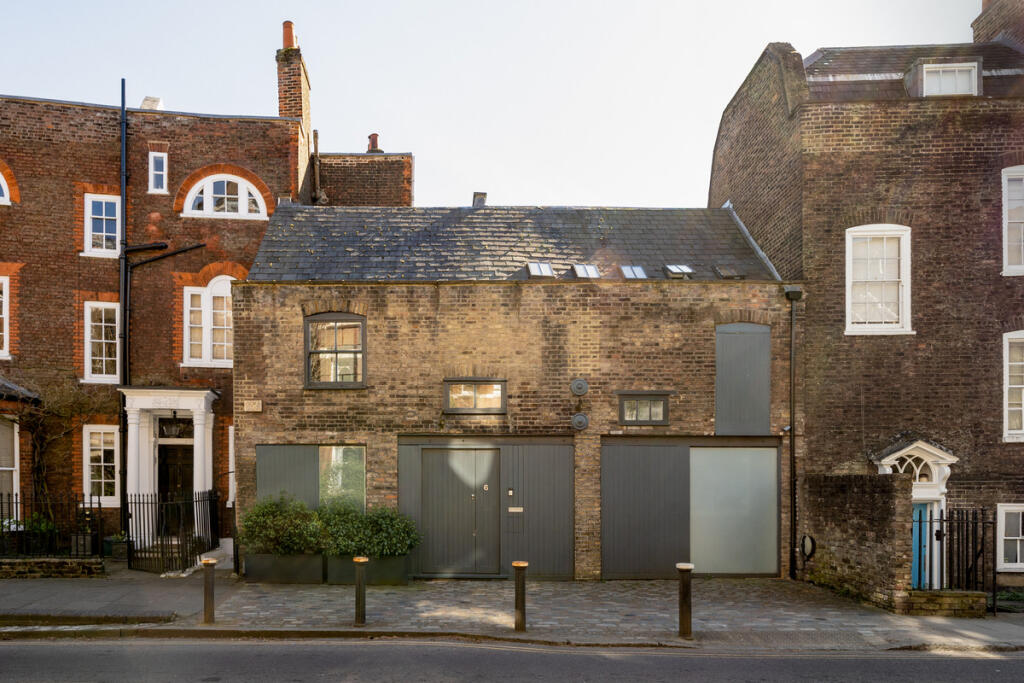 Main image of property: Hornsey Lane, Highgate Village, London, N6