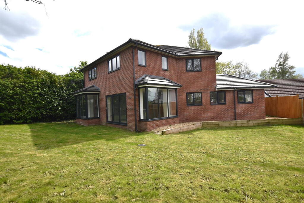 Main image of property: The Ridings, Noctorum