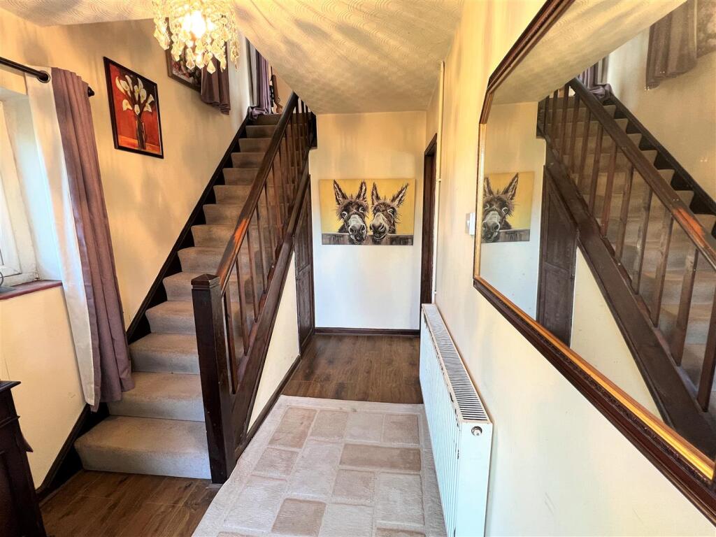 House in Gloucester - More