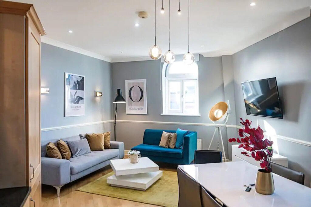 Apartment in London - View 4