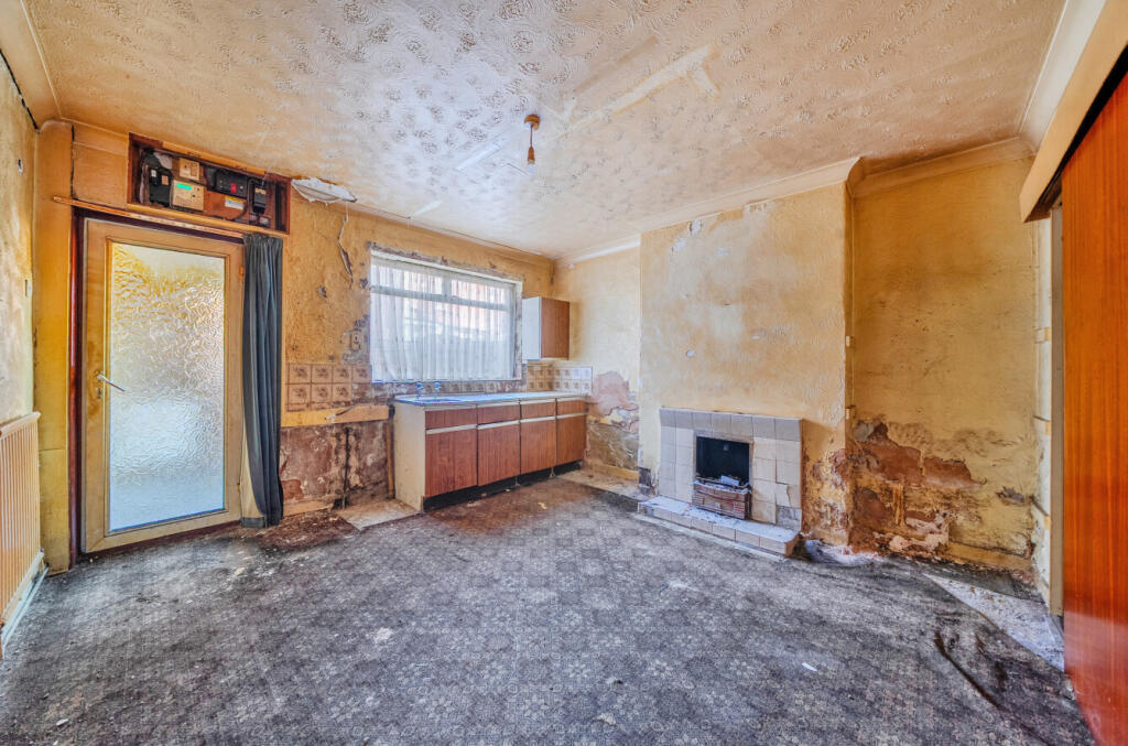 House in Wakefield - View 4