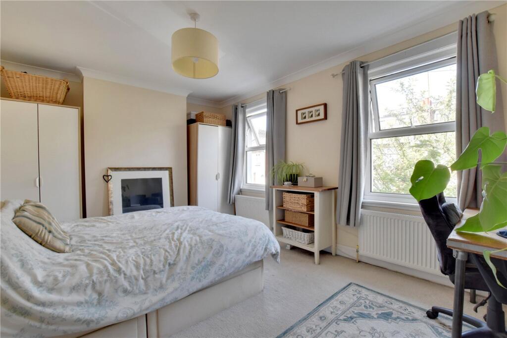 House in London, Blackheath Royal Standard, East Greenwich - View 5