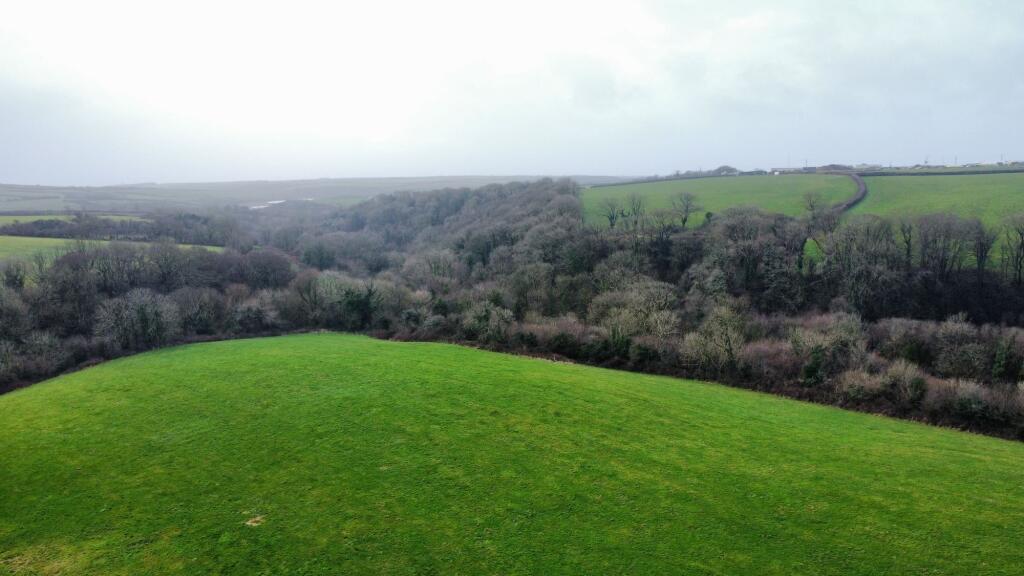 Rickeston, Milford Haven, SA73 photo 4