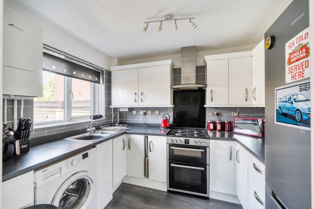 House in Swindon - View 5