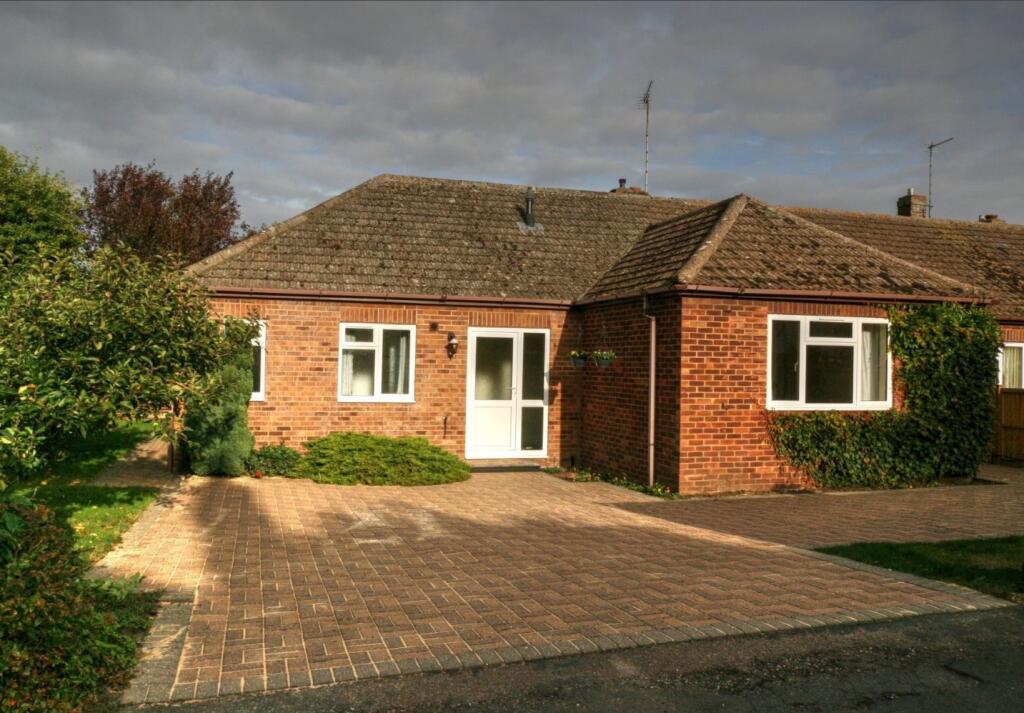 House in Cambridge - More
